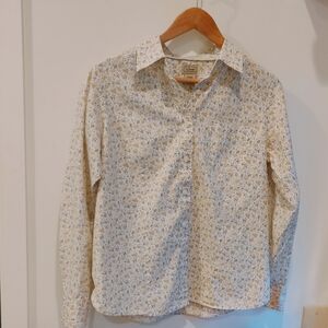 L.L. Bean Cream and Blue Floral Buttondown Shirt M